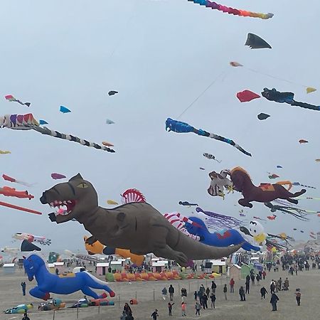 Gite Chti Picard Parking Prive Gratuit Et 100M De La Plage Berck Buitenkant foto